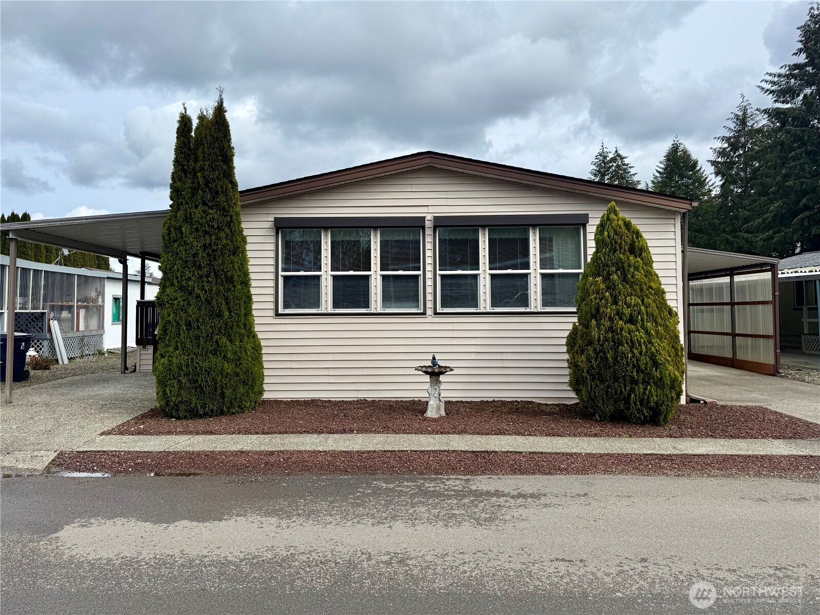 1111 Archwood Drive SW #255