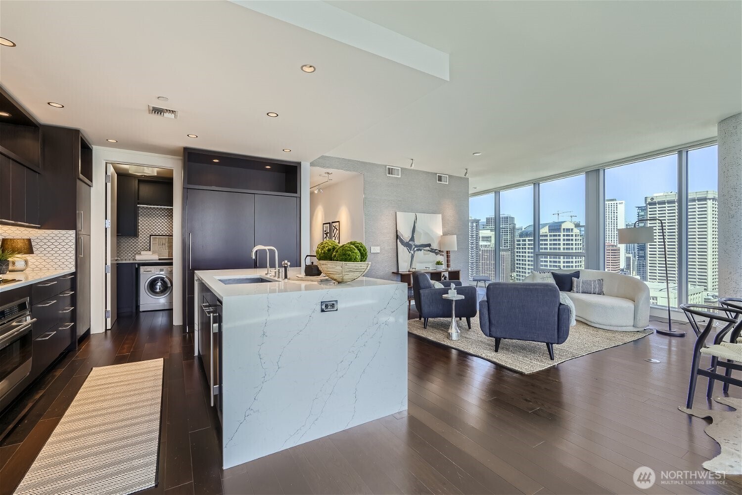 1521 2nd Avenue #2502, Seattle, WA 98101-4518, photo 3 of 34