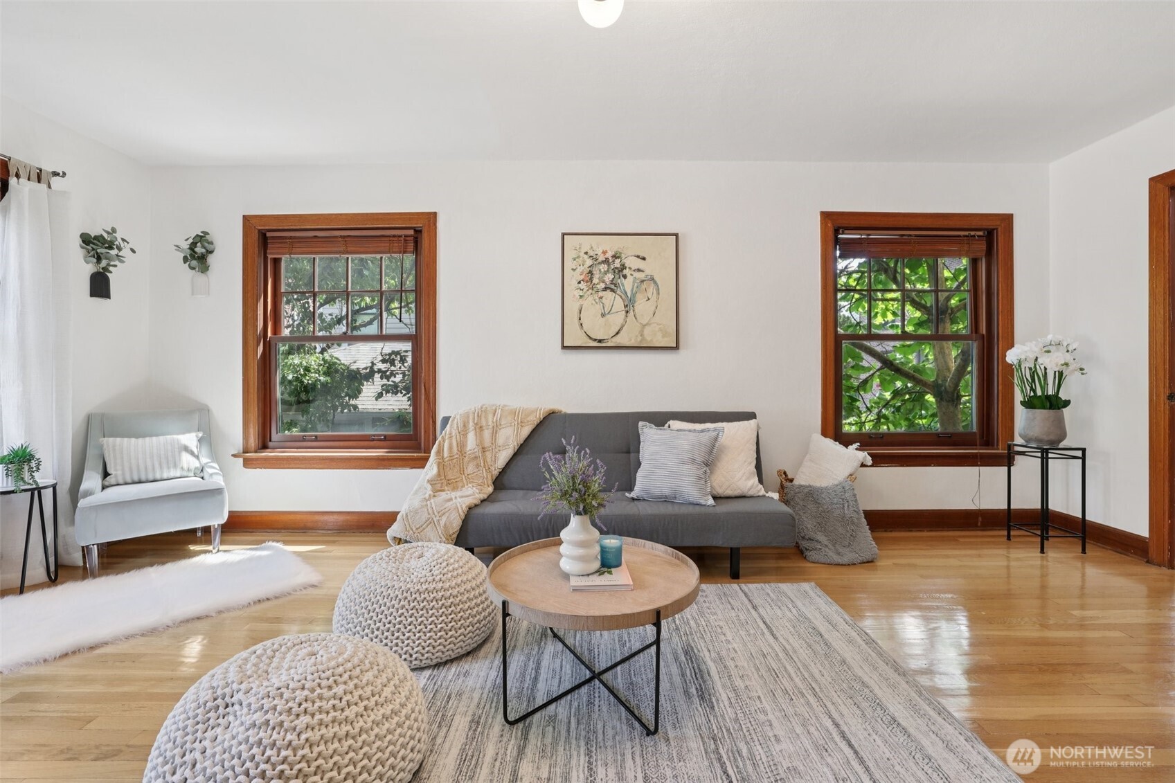 408 Bellevue Avenue E #206, Seattle, WA 98102, photo 2 of 21