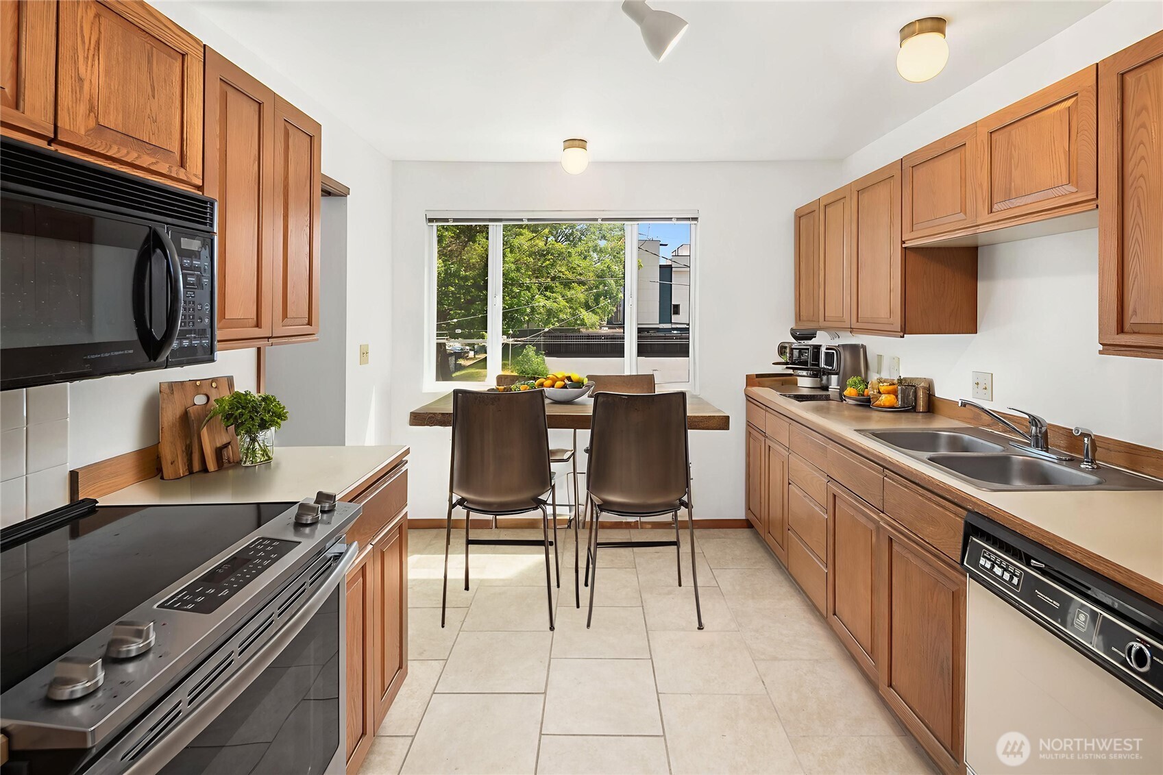 1312 S Massachusetts Street #202, Seattle, WA 98144, photo 5 of 18
