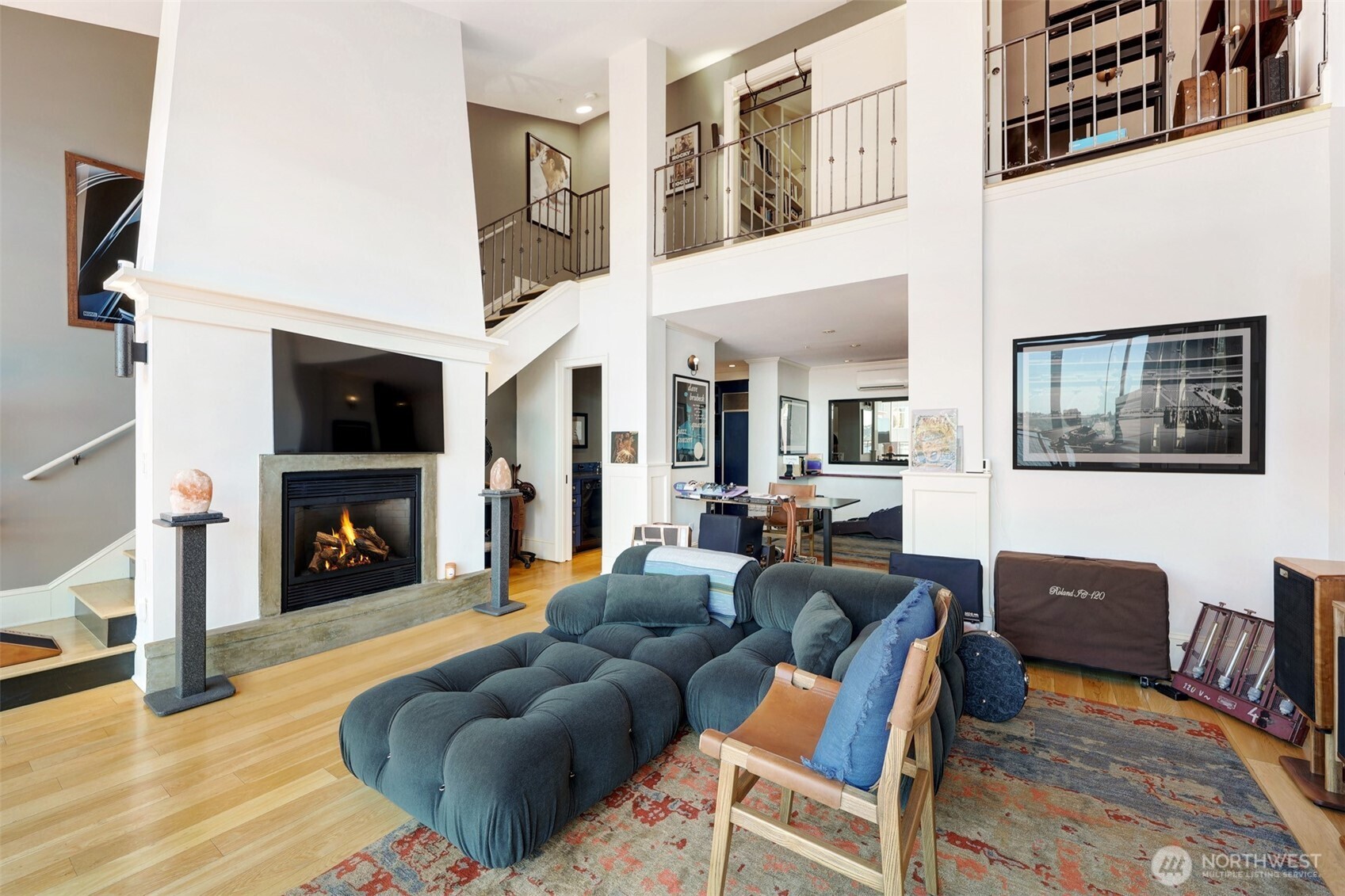 80 Vine Street #703, Seattle, WA 98121, photo 3 of 28