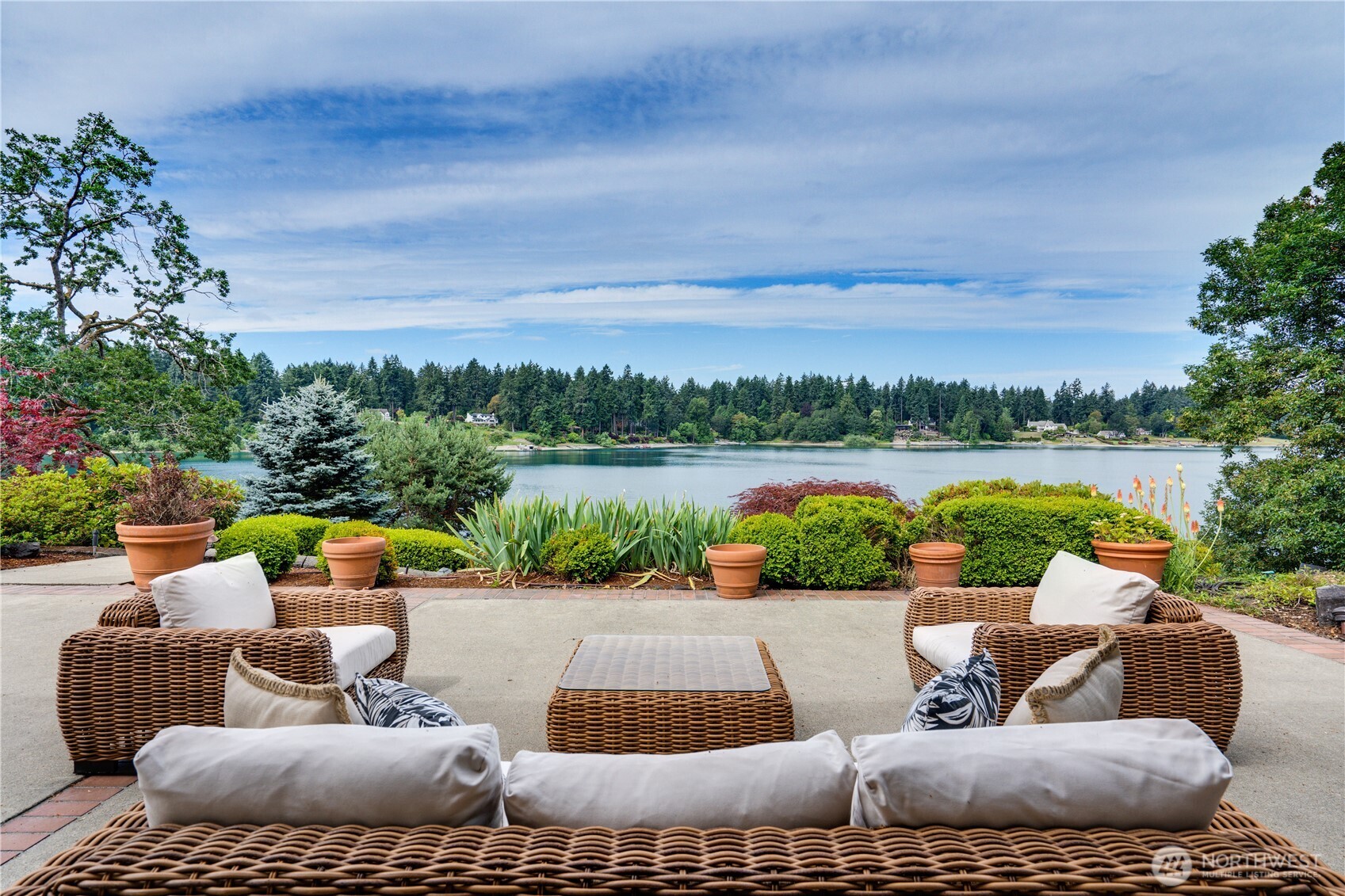 6638 Hilltop Lane