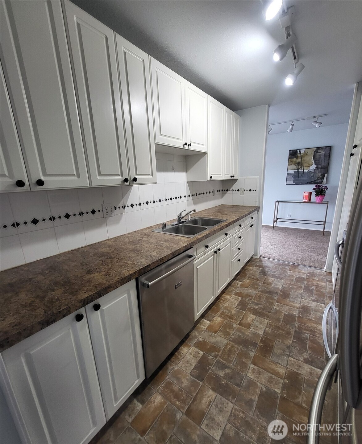 9030 Seward Park Avenue S #513, Seattle, WA 98118, photo 5 of 17