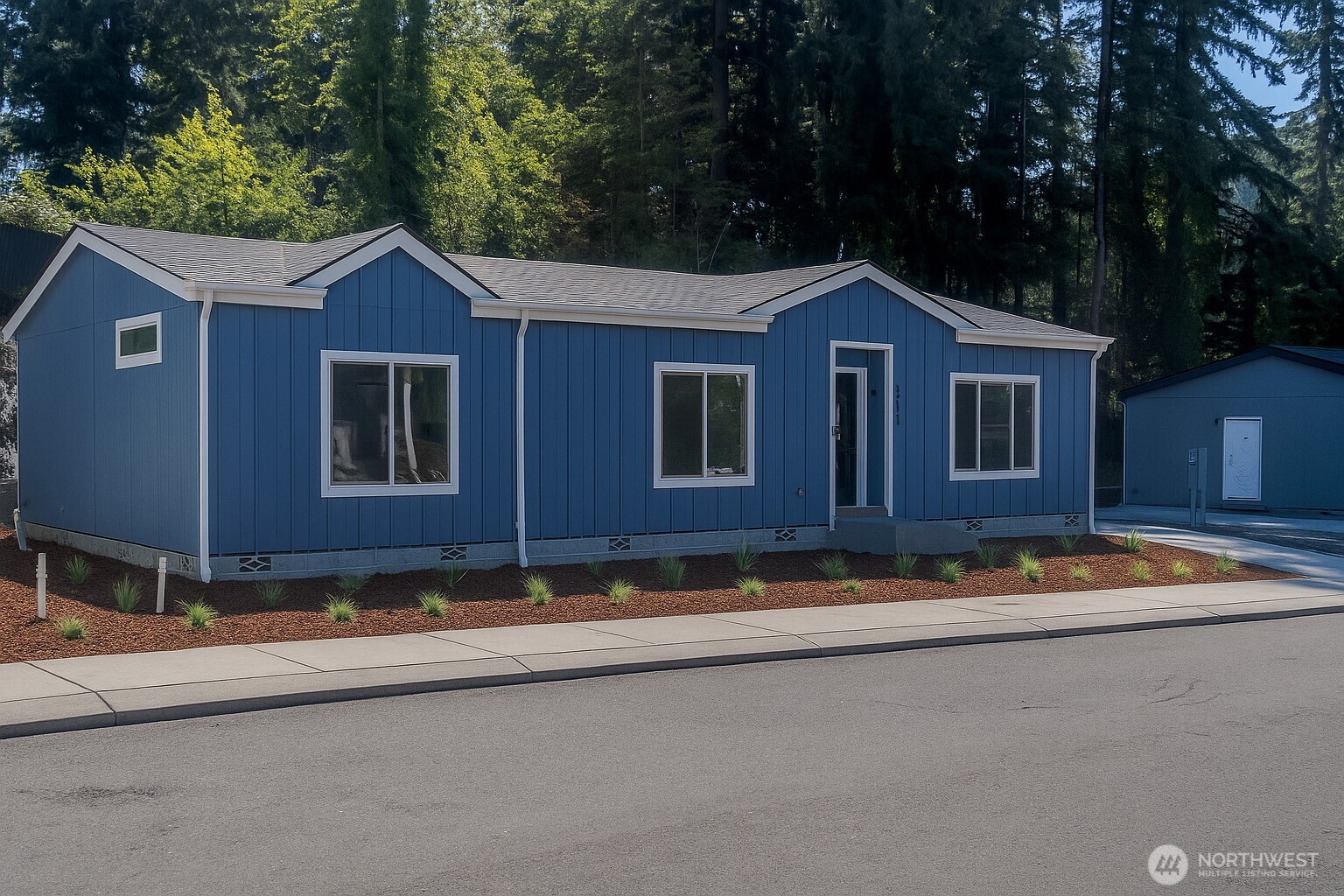 1247 Orangewood Street #20