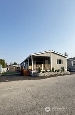 4205 Auburn Way S #101