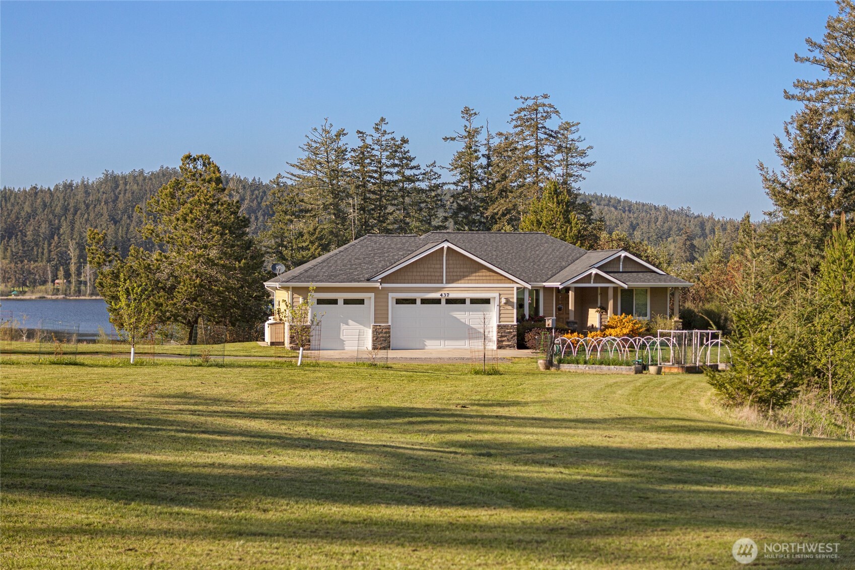 437 Woodpecker Lane
