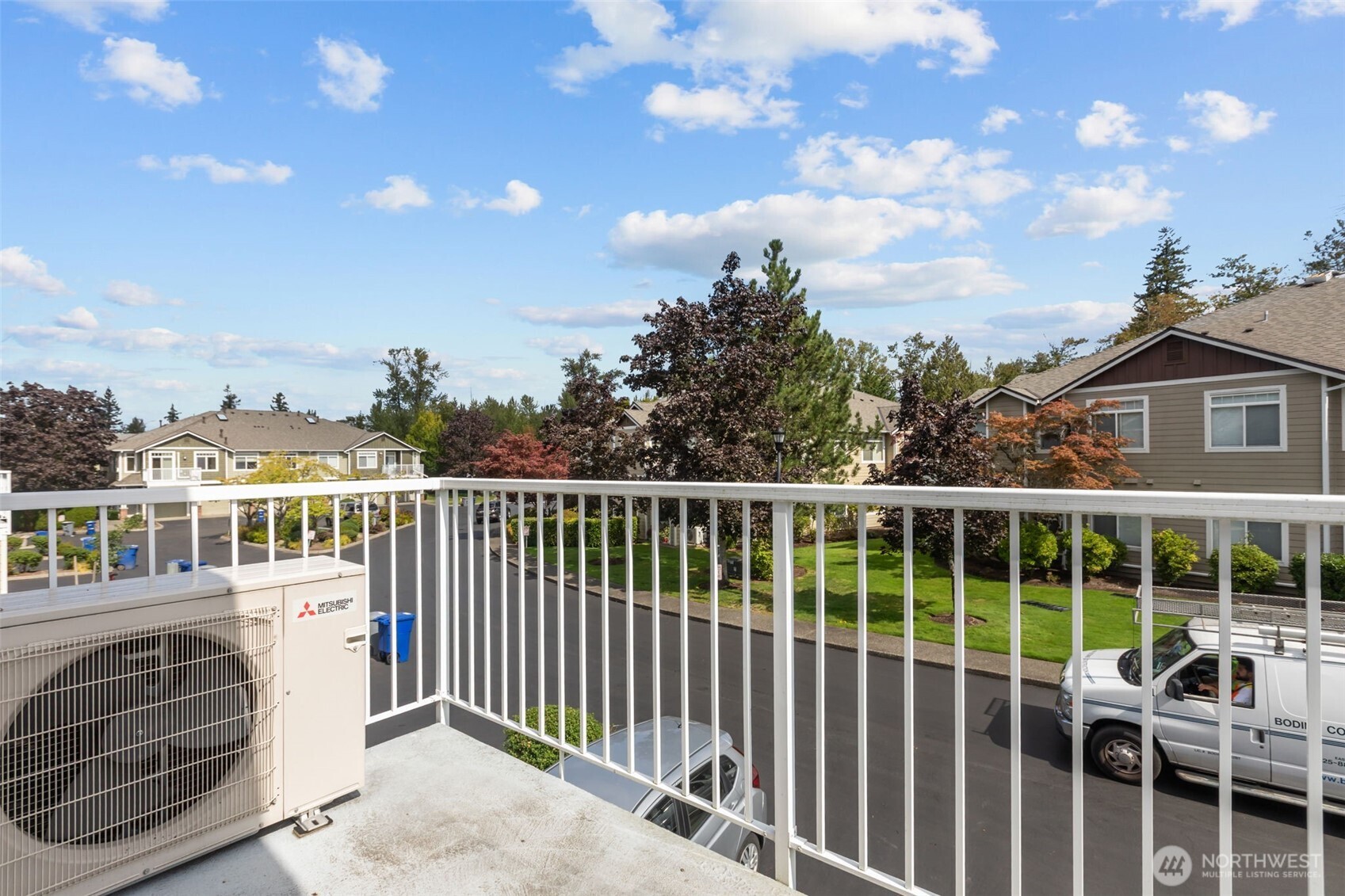 535 241st Lane SE