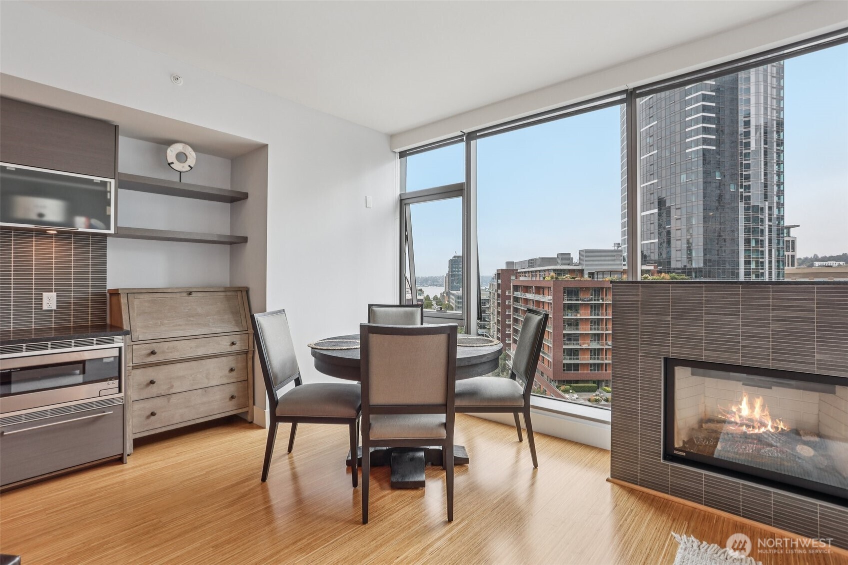 820 Blanchard Street #904, Seattle, WA 98121-2650, photo 5 of 26
