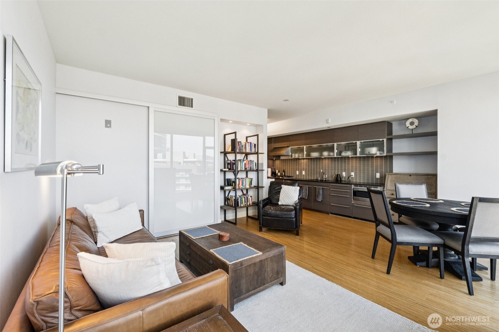 820 Blanchard Street #904, Seattle, WA 98121-2650, photo 4 of 26