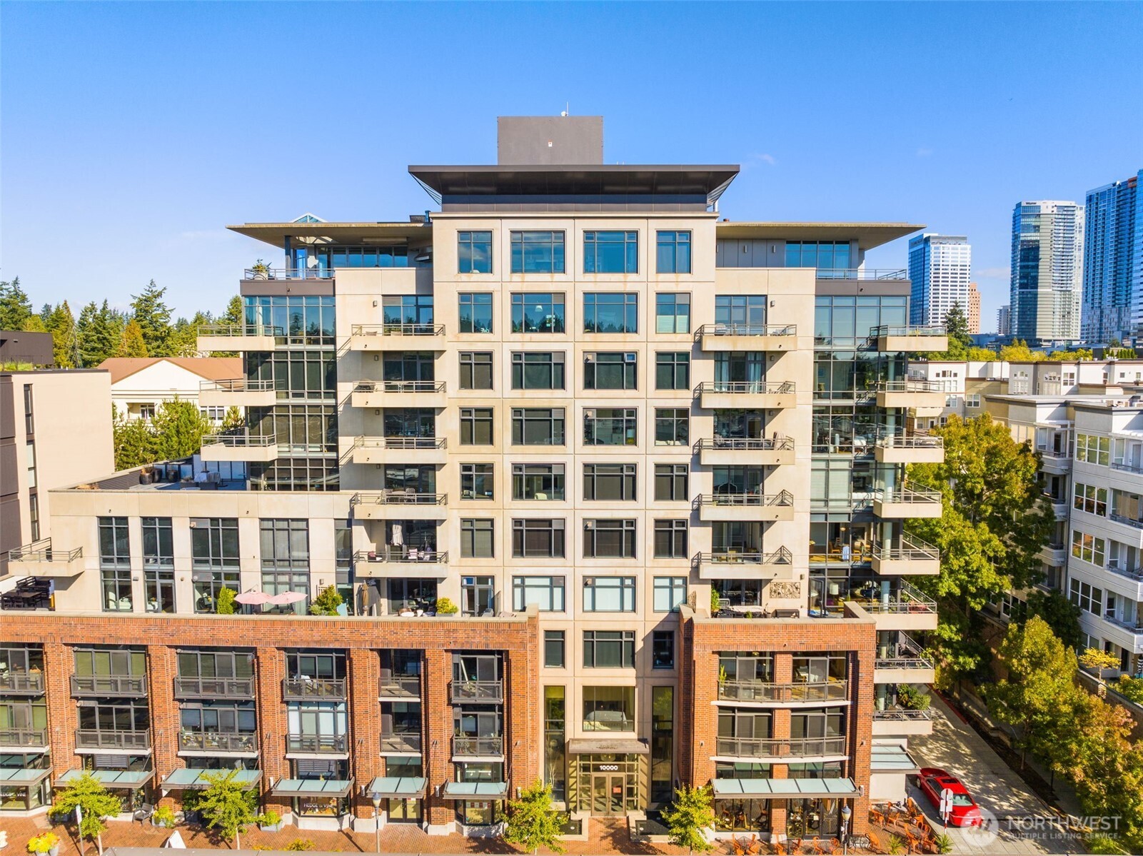 10000 Main St #201