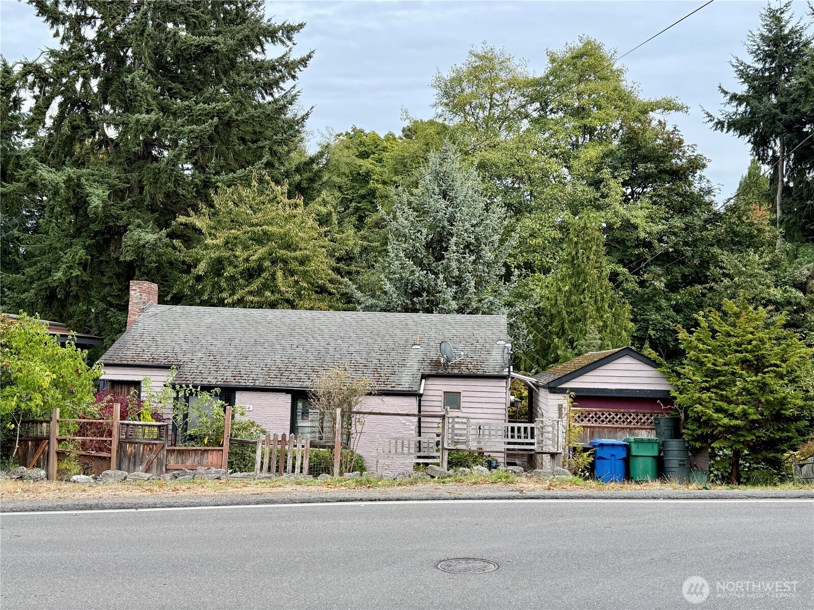 9104 28th Avenue NW