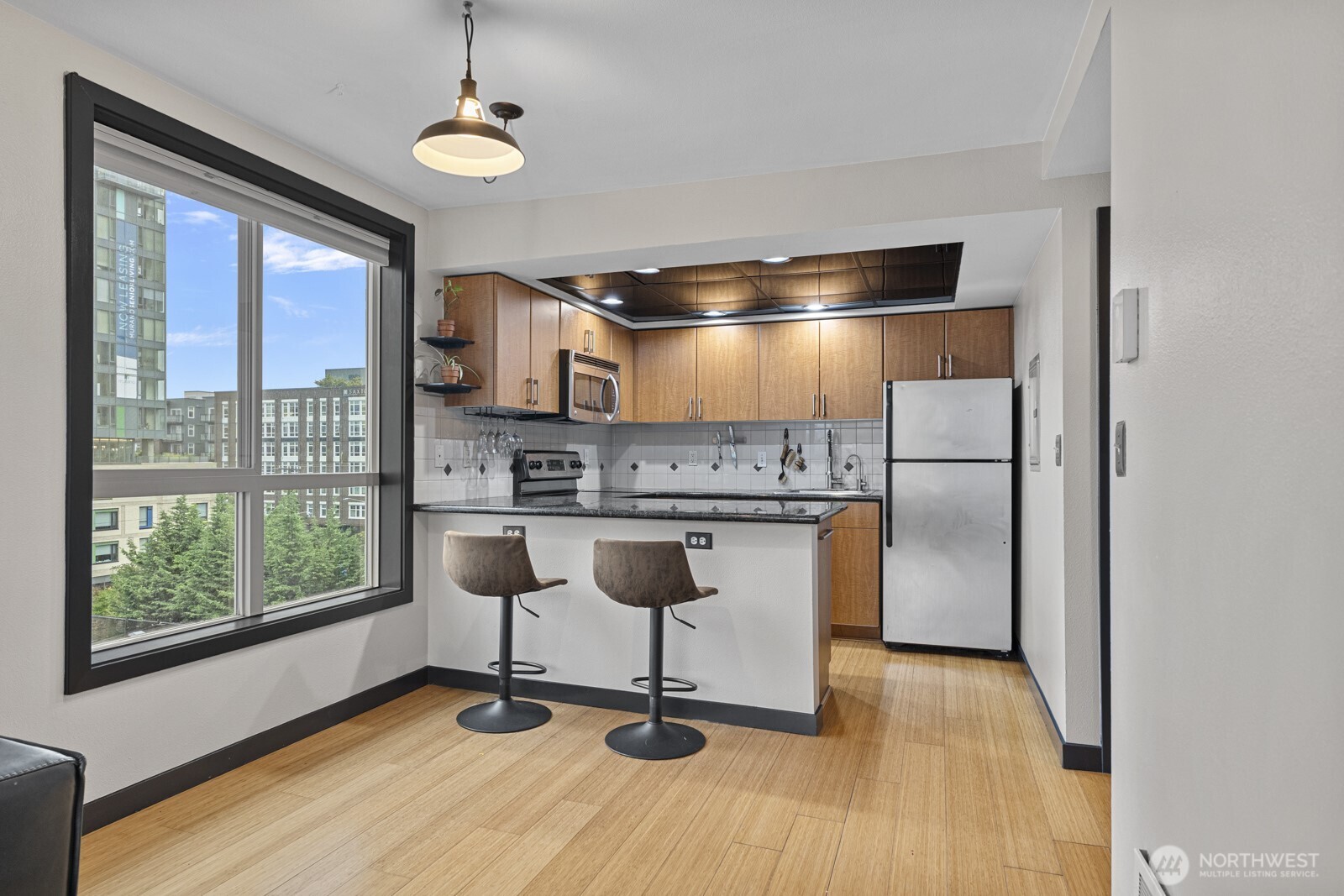 905 Cherry Street #601, Seattle, WA 98104, photo 5 of 21