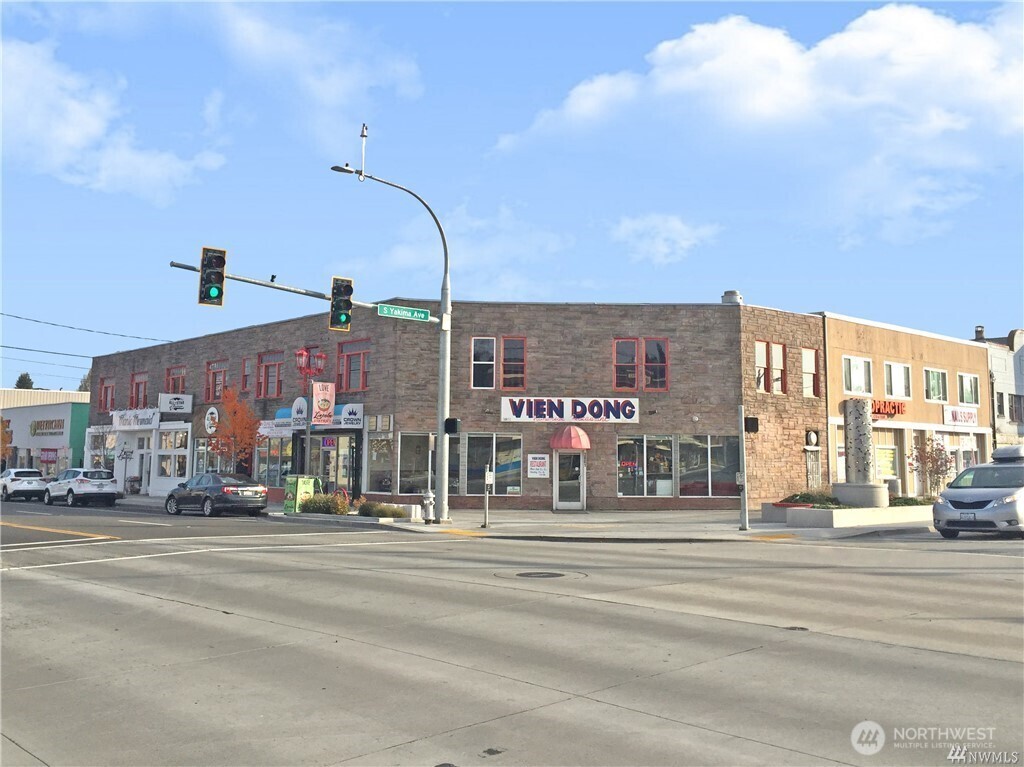 764 S 38th Street