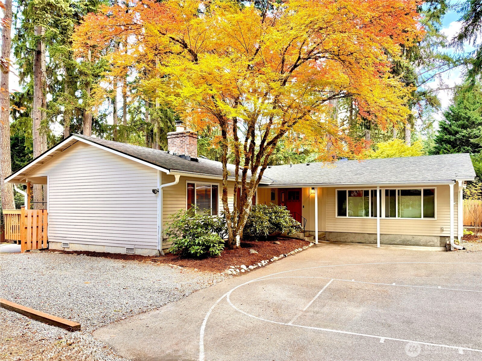 15934 SE 41st Place