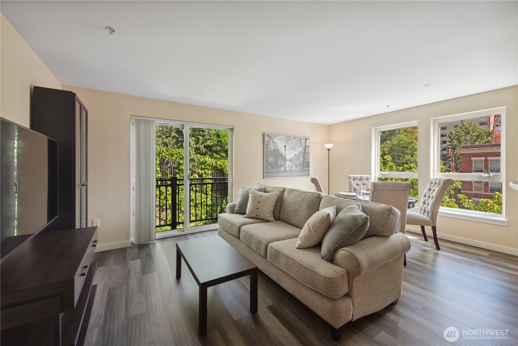 108 5th Avenue S #506, Seattle, WA 98104, photo 3 of 17