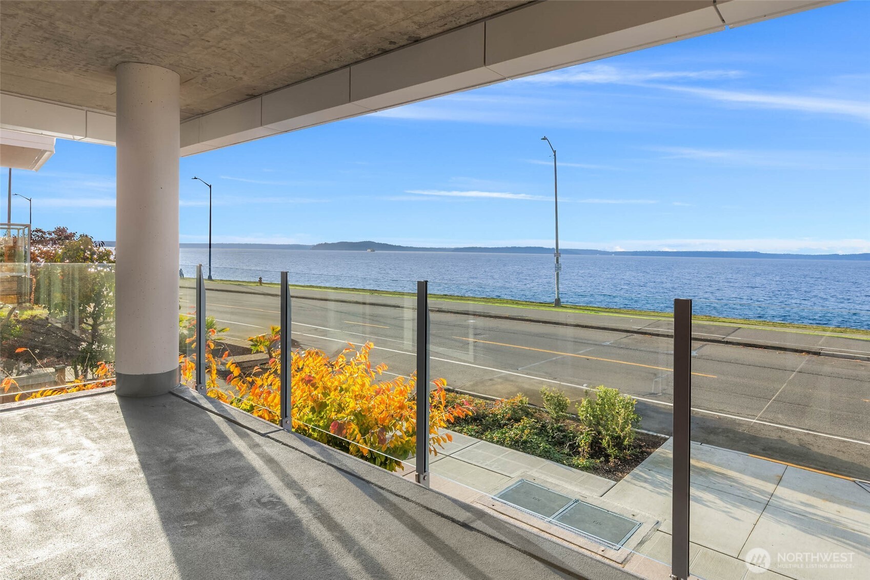 1250 Alki Avenue SW #2A, Seattle, WA 98116, photo 5 of 40