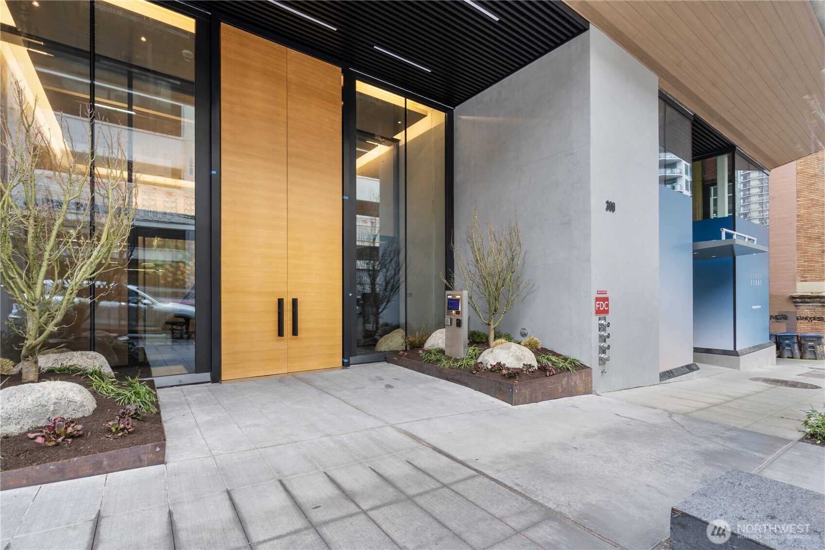 300 Virginia Street #2210, Seattle, WA 98121, photo 2 of 27