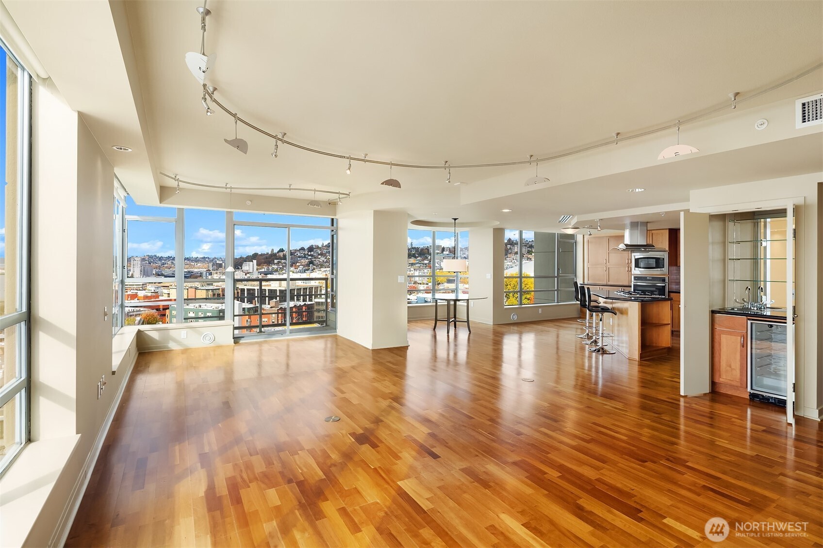 2929 1st Avenue #1200, Seattle, WA 98121, photo 5 of 23