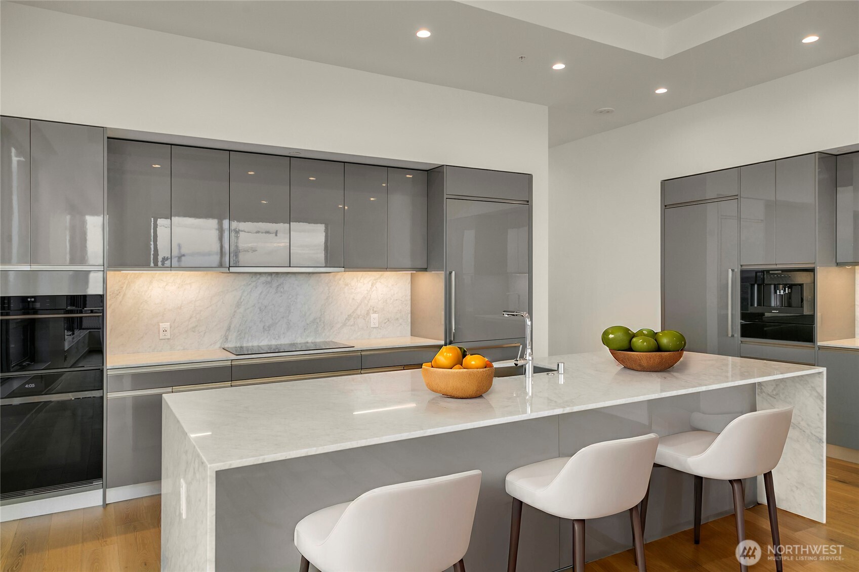 1808 Minor Avenue #PH203, Seattle, WA 98101, photo 5 of 31