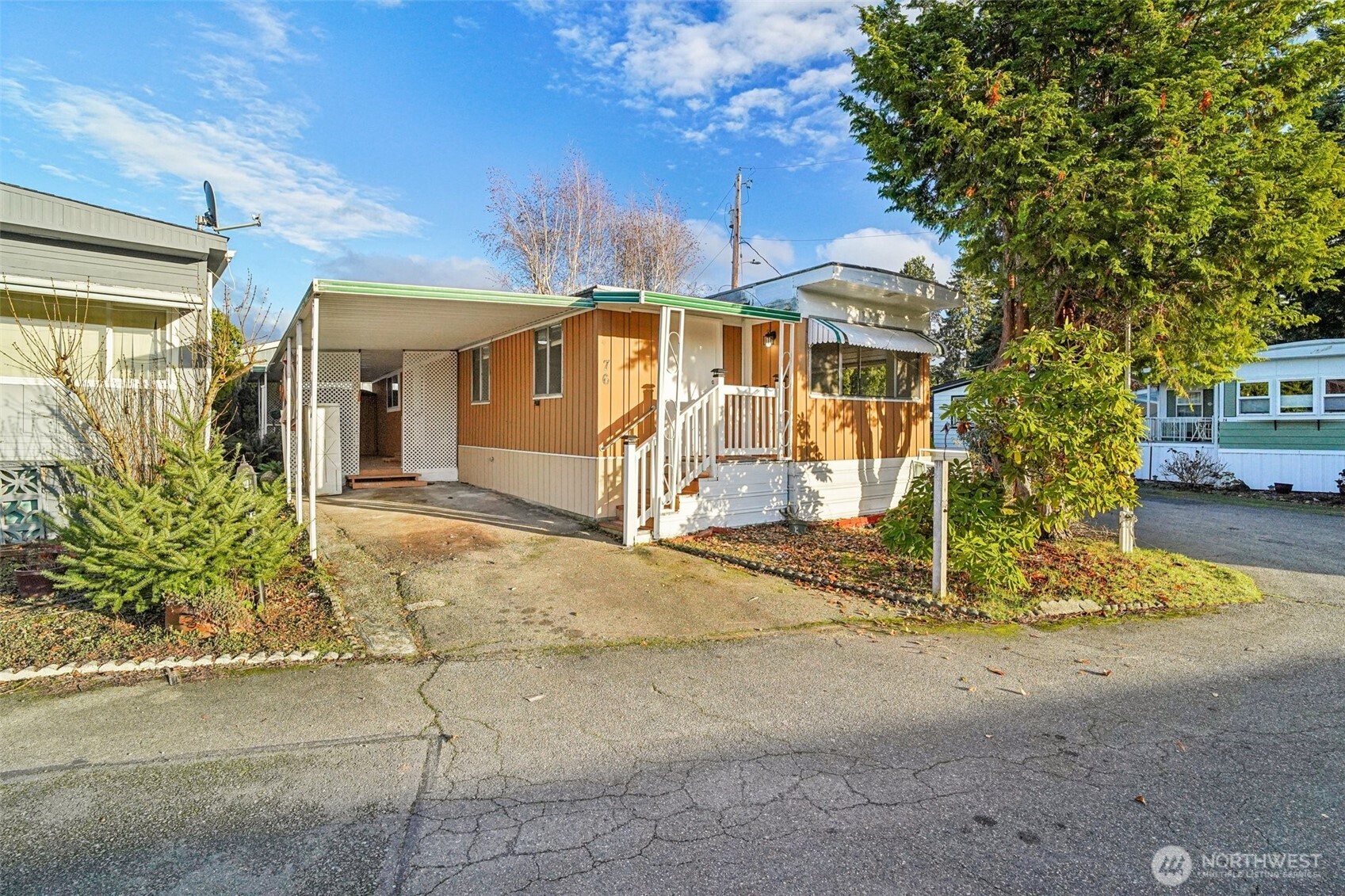 18501 52nd Avenue W #76