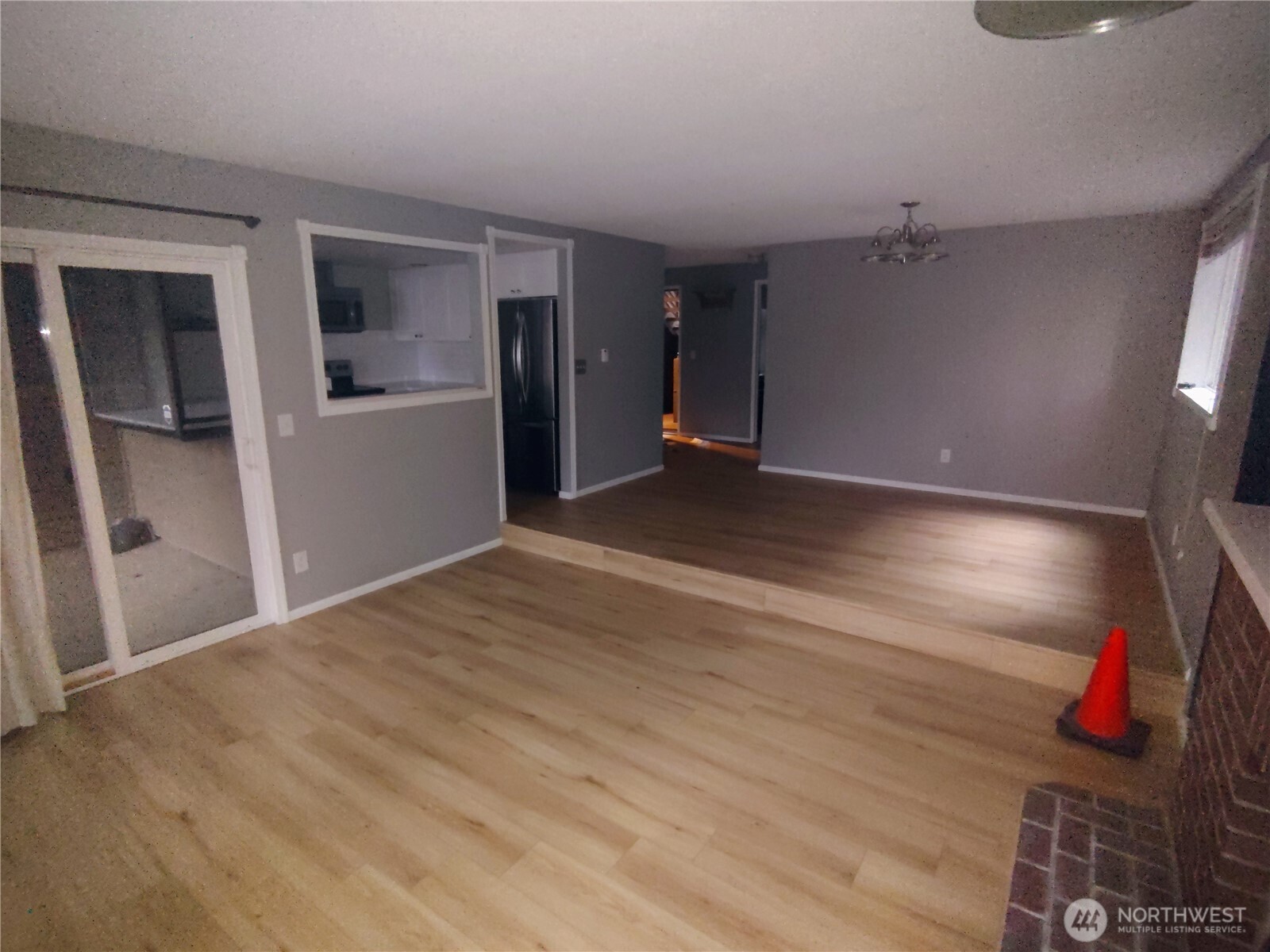 110 SW 116th Street #A11, Seattle, WA 98146, photo 5 of 12