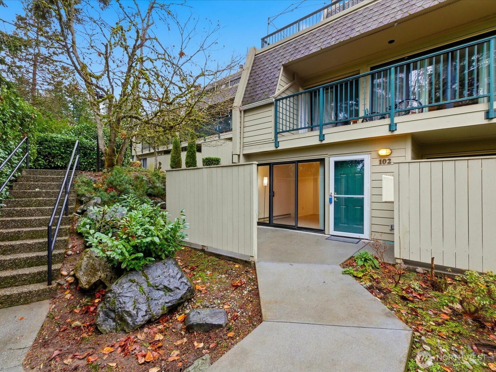 8835 166th Avenue NE #D102, Redmond, WA 98052, photo 2 of 2