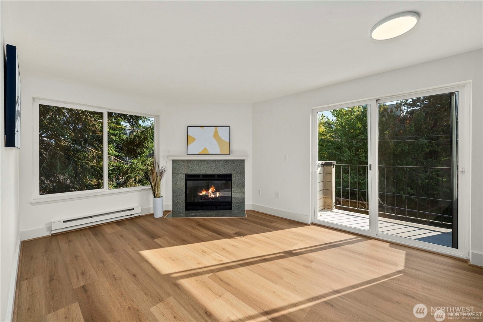 4831 Fauntleroy Way SW #401, Seattle, WA 98116, photo 5 of 23