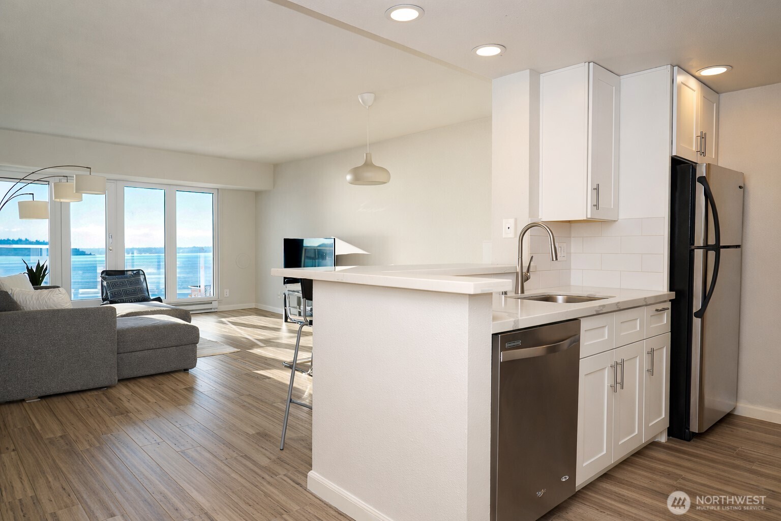 121 Vine Street #1702, Seattle, WA 98121, photo 2 of 37