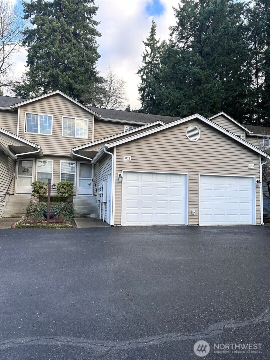 5726 99th Street Ct E