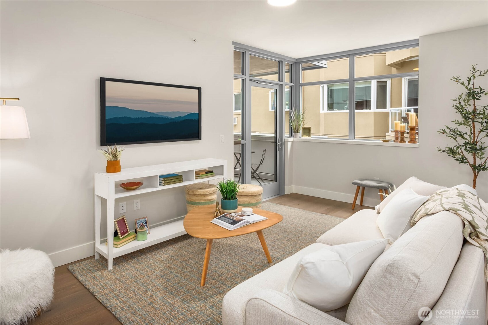 1250 Alki Avenue SW #3H, Seattle, WA 98116, photo 2 of 38