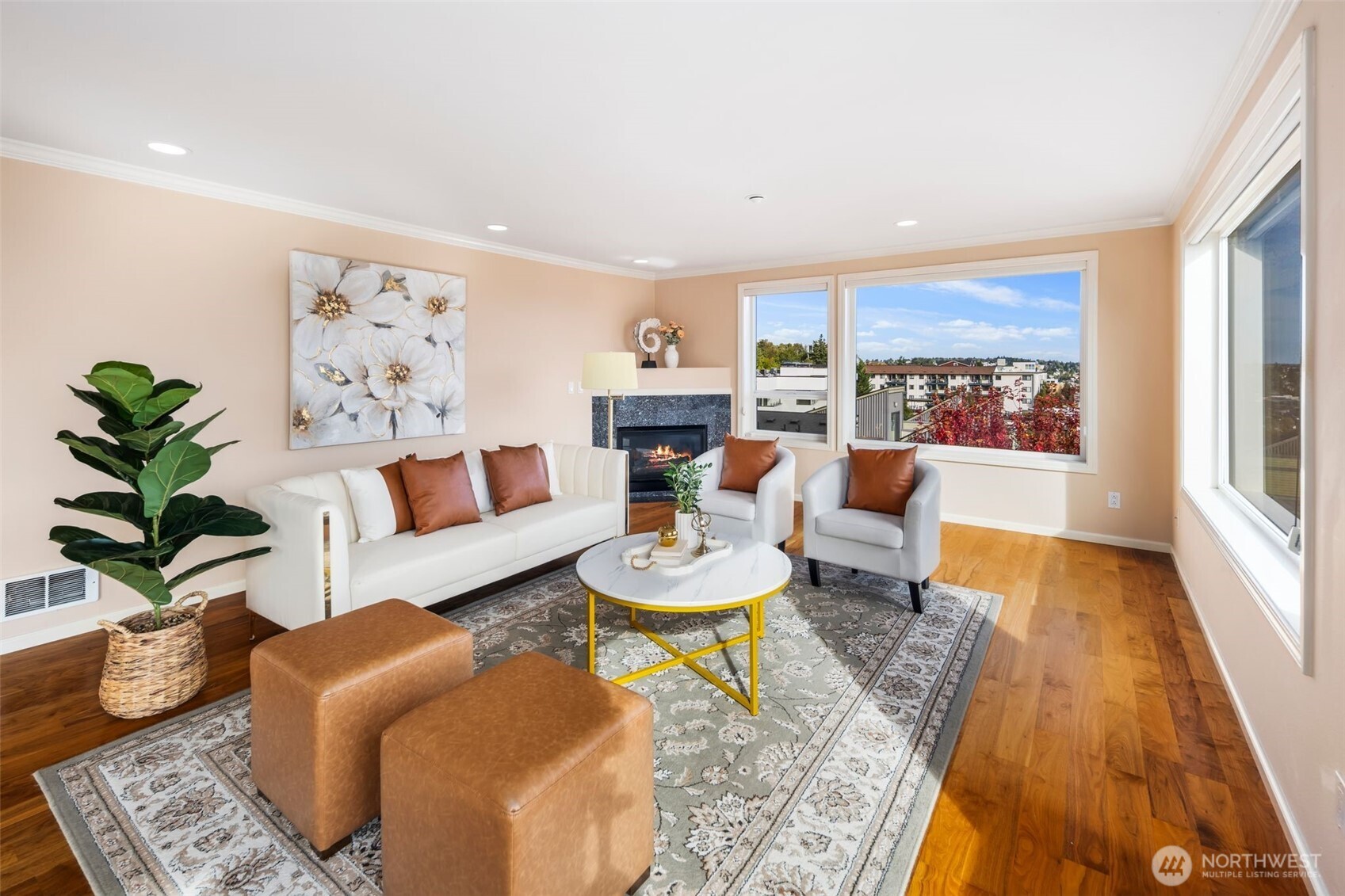559 McGraw Street #402, Seattle, WA 98109, photo 5 of 39