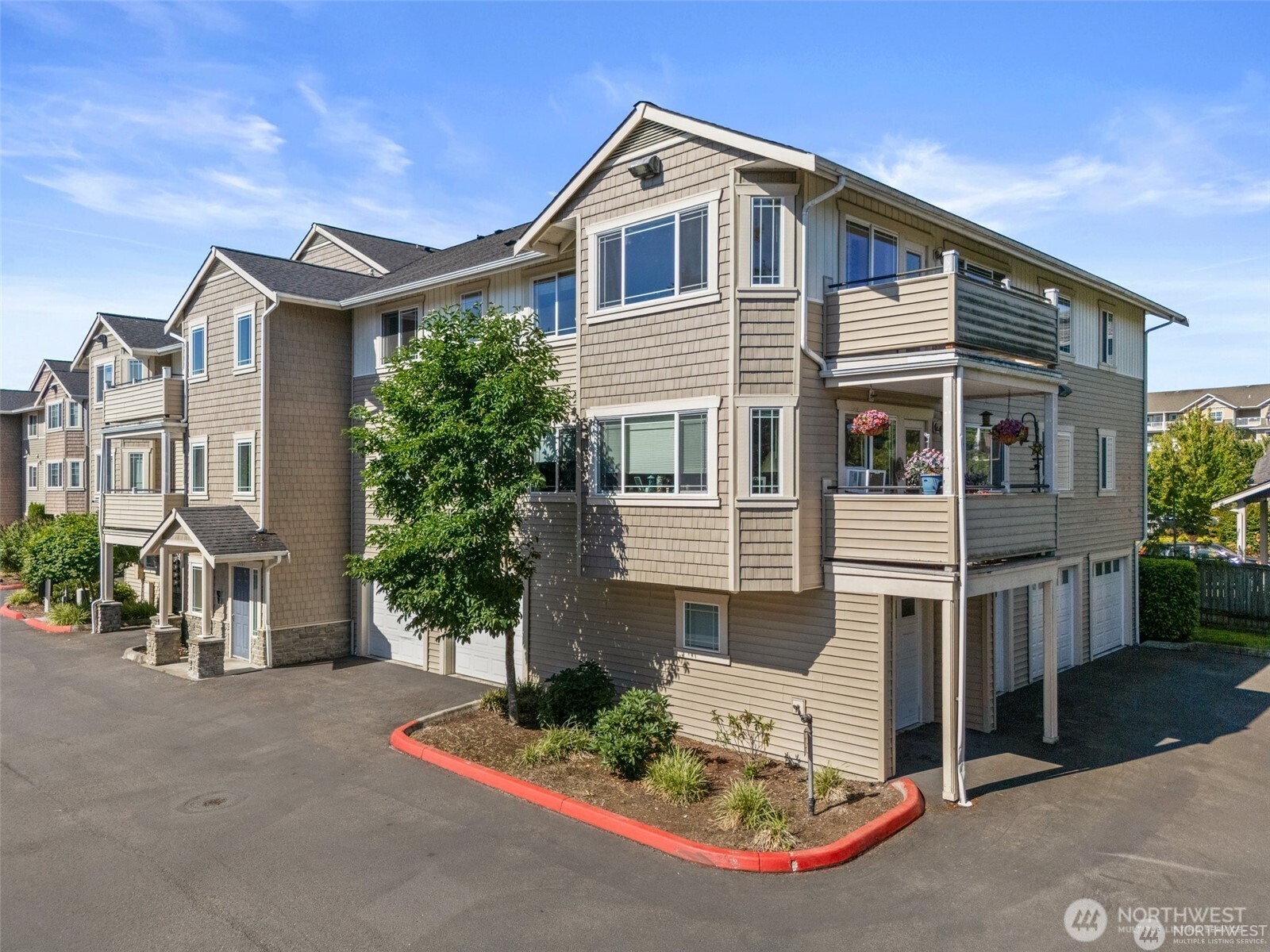 13207 97th Avenue E #301
