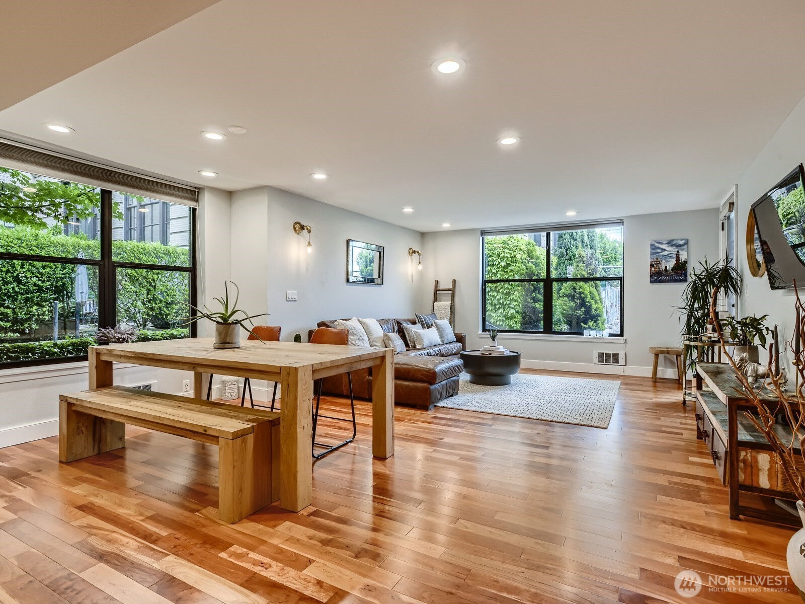 201 Galer Street #163, Seattle, WA 98109, photo 2 of 26