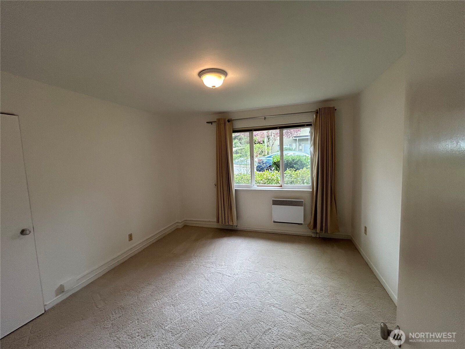4717 Terrace Drive NE #4717, Seattle, WA 98105, photo 3 of 15