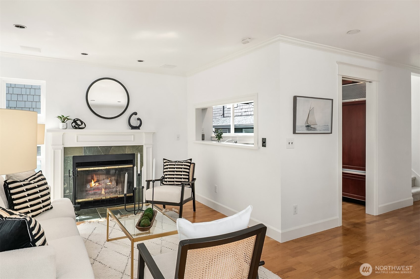 1929 42nd Avenue E #B, Seattle, WA 98112, photo 2 of 16