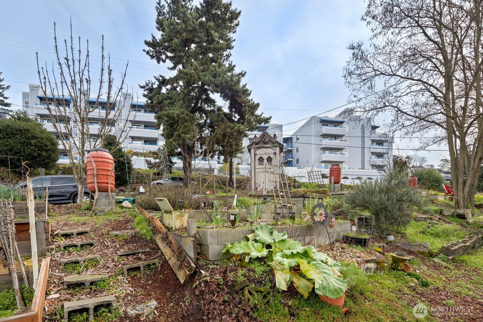 2244 13th Avenue W #407, Seattle, WA 98119, photo 5 of 30