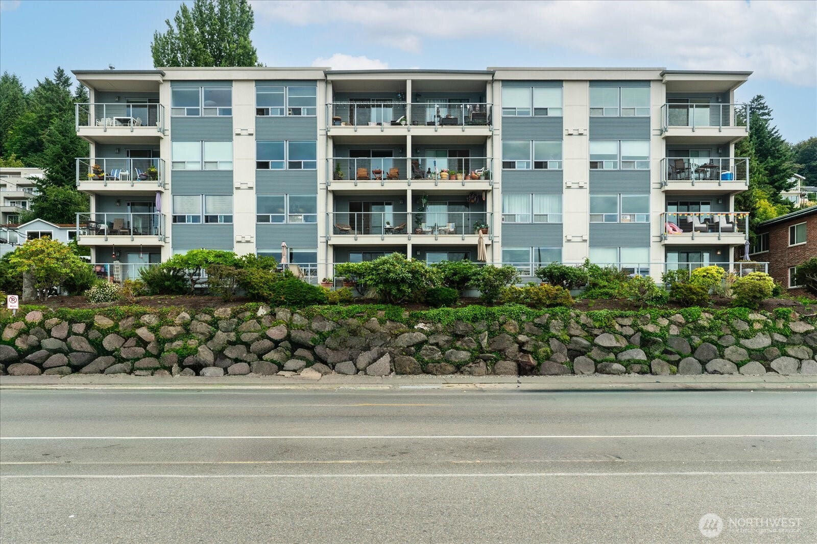 2200 Alki Avenue SW #203, Seattle, WA 98116, photo 4 of 40