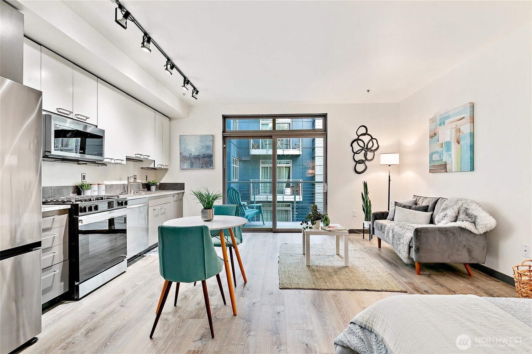1414 12th Avenue #404