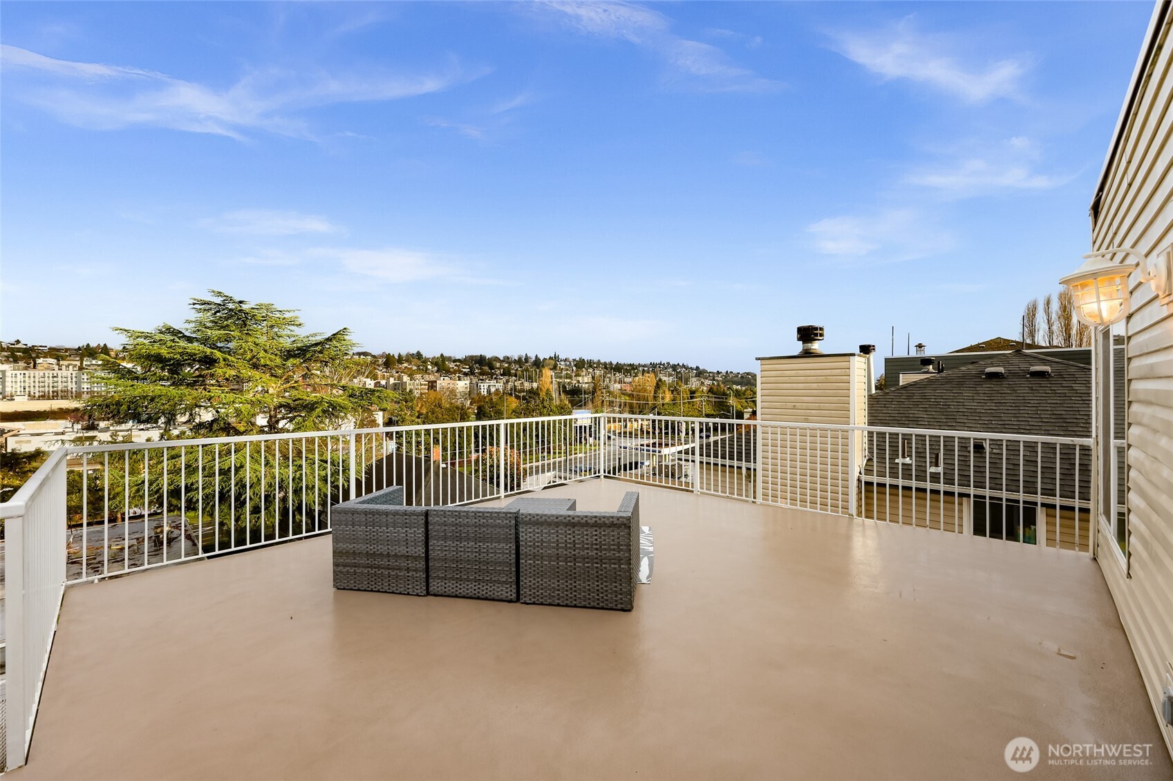3228 21st Avenue W #300, Seattle, WA 98199, photo 5 of 24