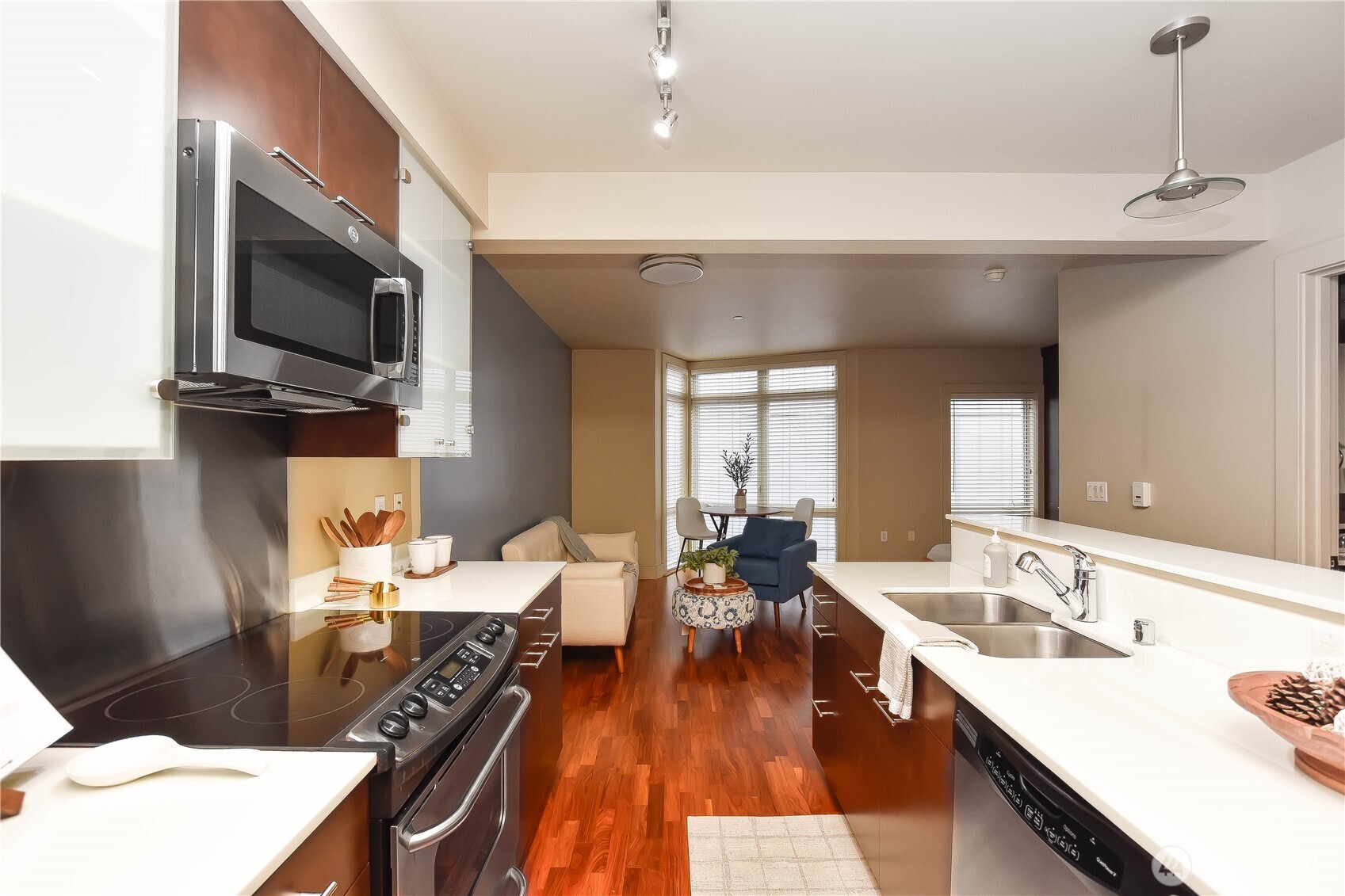 159 Denny Way #402, Seattle, WA 98109, photo 5 of 24