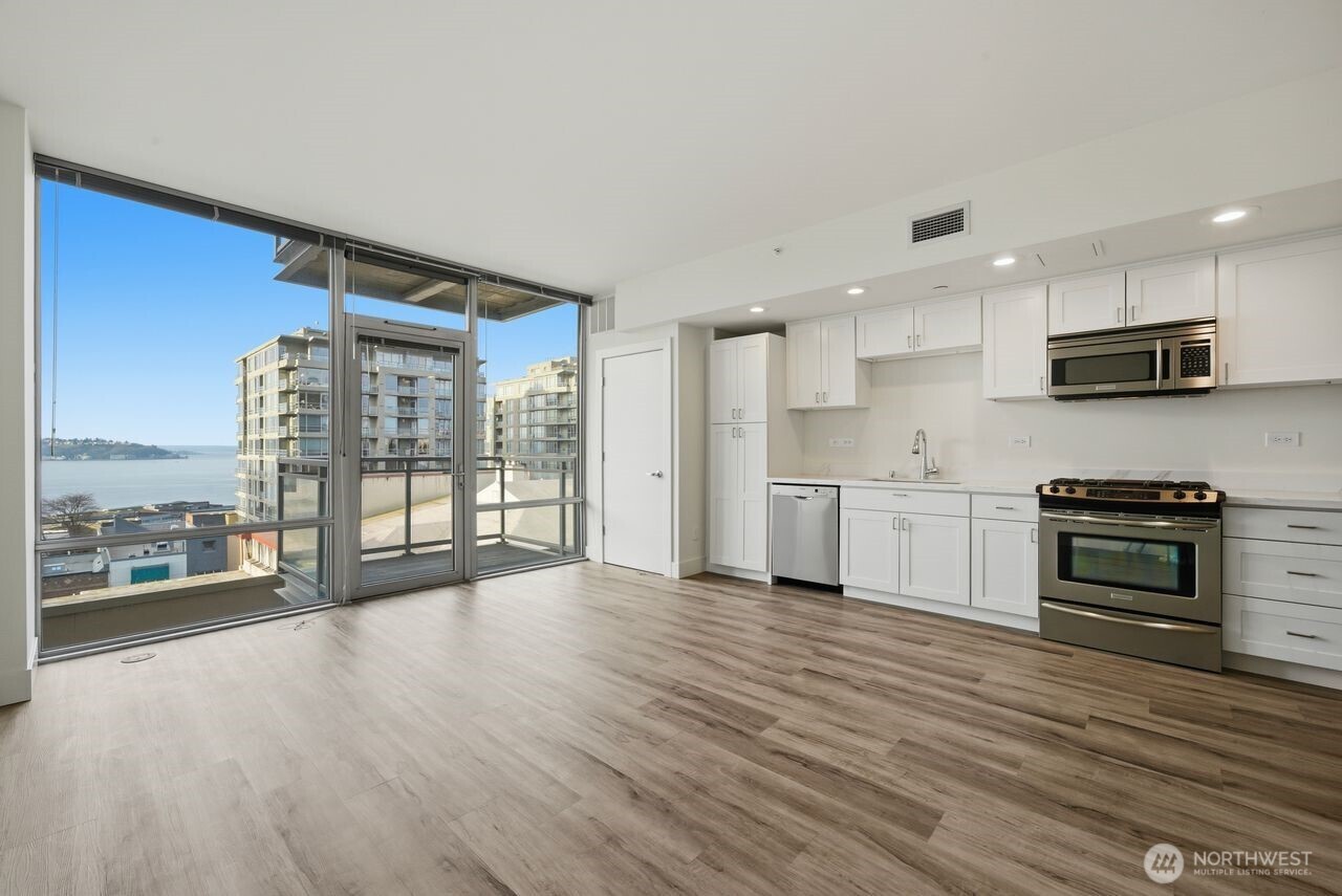 2911 2nd Avenue #709, Seattle, WA 98121, photo 5 of 28
