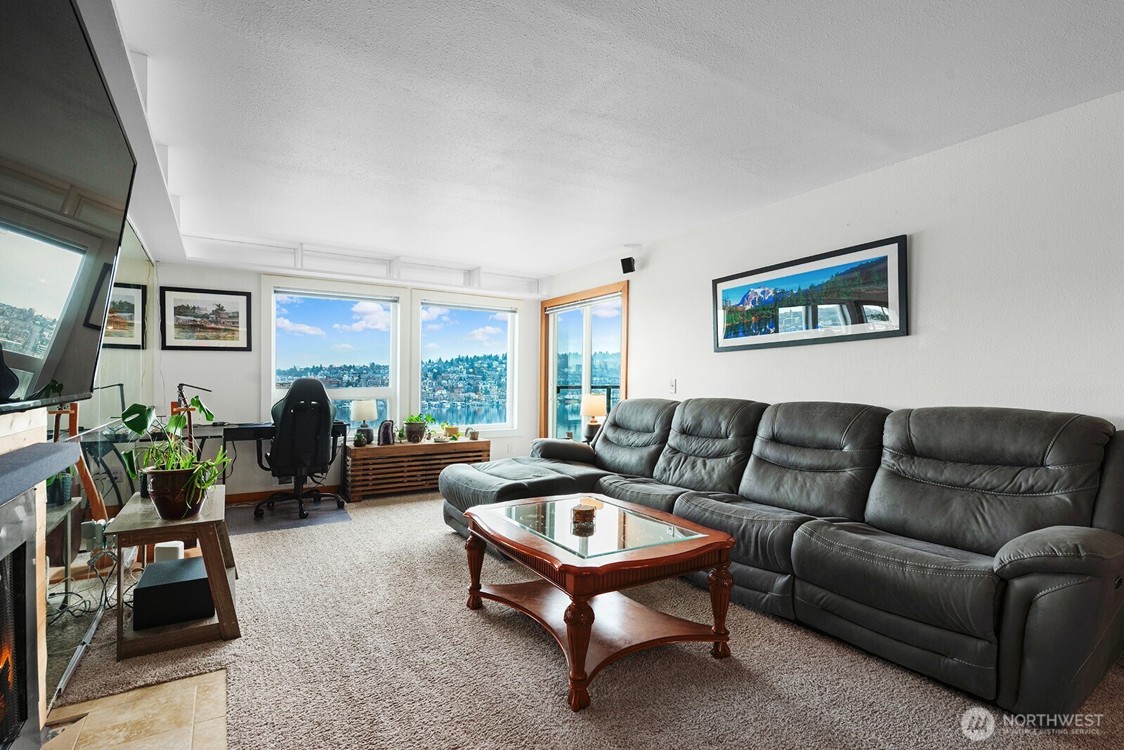 2401 8th Avenue N #202, Seattle, WA 98109, photo 4 of 24