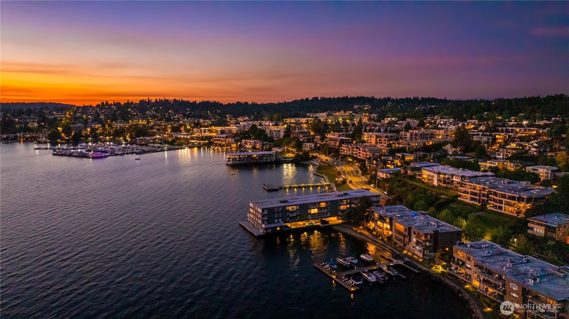 733 Lake Street S #101, Kirkland, WA 98033-6475, listed at 733 Lakeside