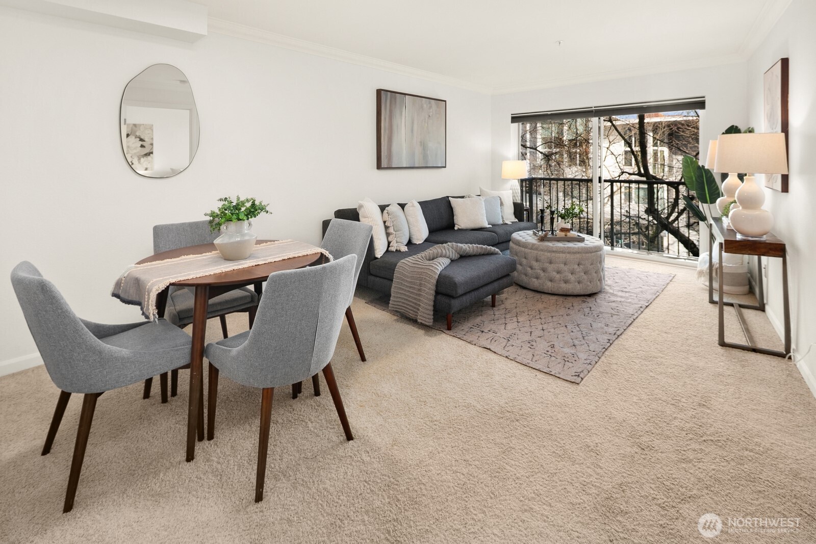621 5 Avenue N #301, Seattle, WA 98109, photo 5 of 29