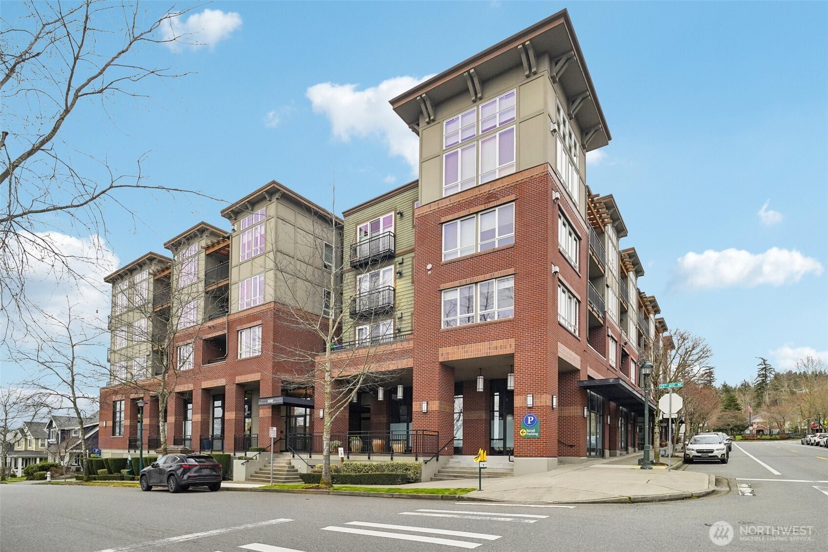 1886 25th Avenue NE #101