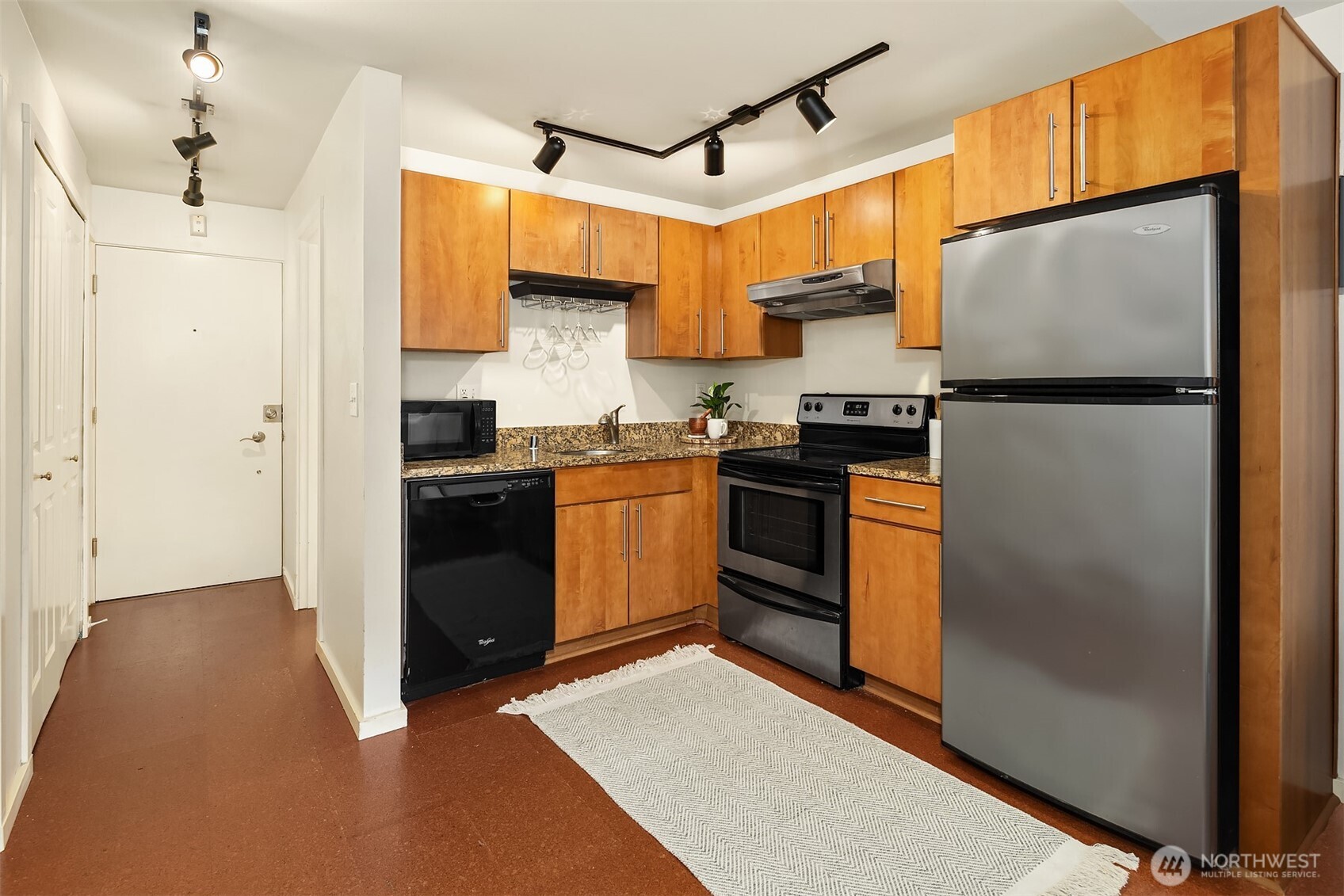 1707 Boylston Avenue #206, Seattle, WA 98122-2203, photo 4 of 31