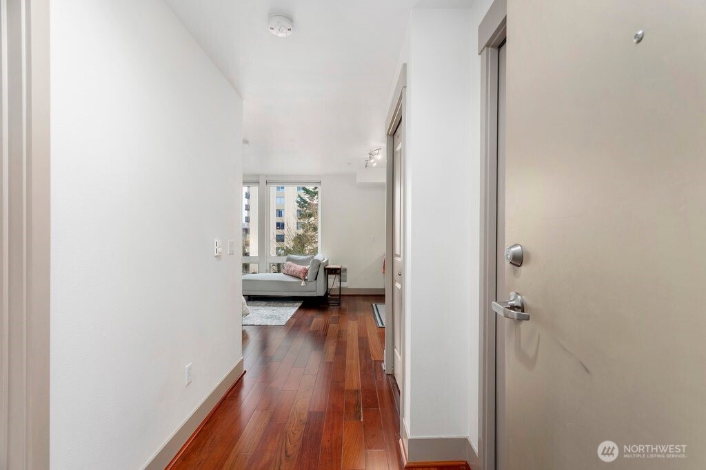 4547 8th Avenue NE #508, Seattle, WA 98105, photo 5 of 22