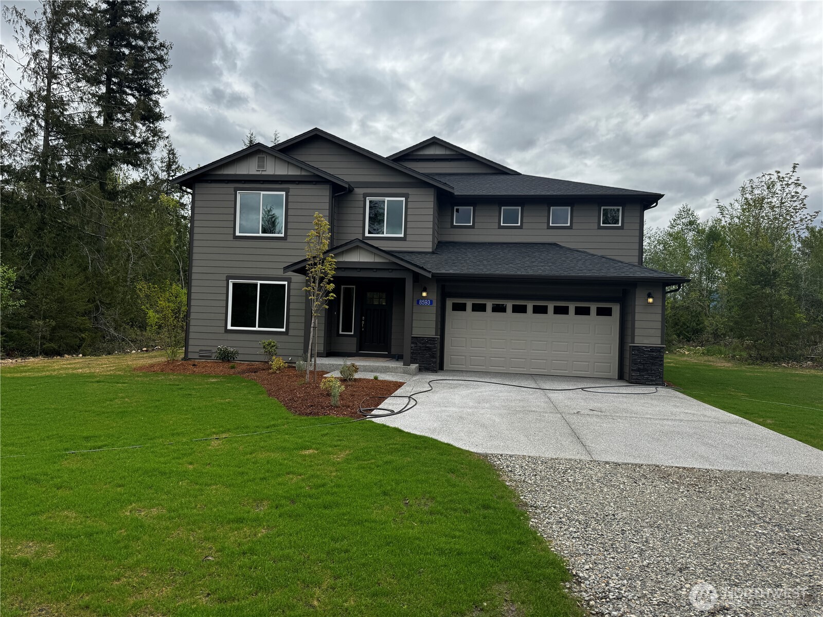 8593 Trillium Lane
