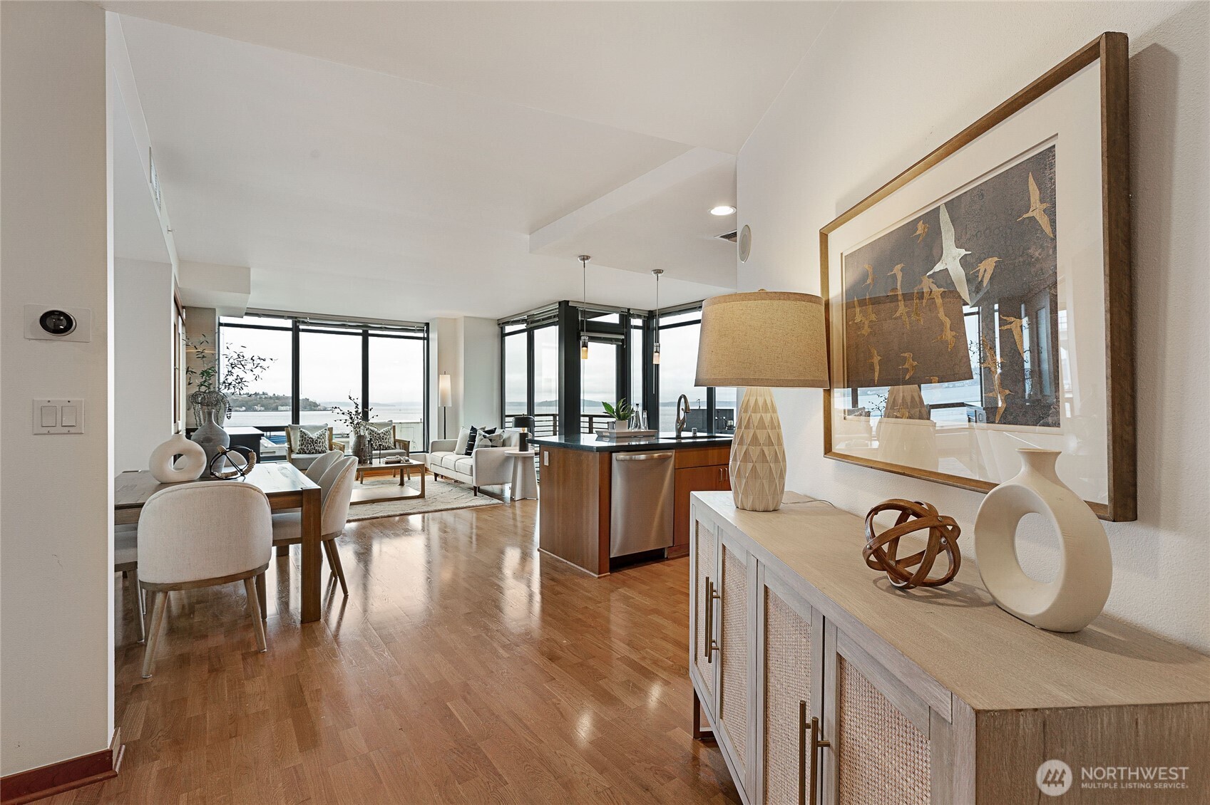 2716 Elliot Avenue #800, Seattle, WA 98121, photo 5 of 23