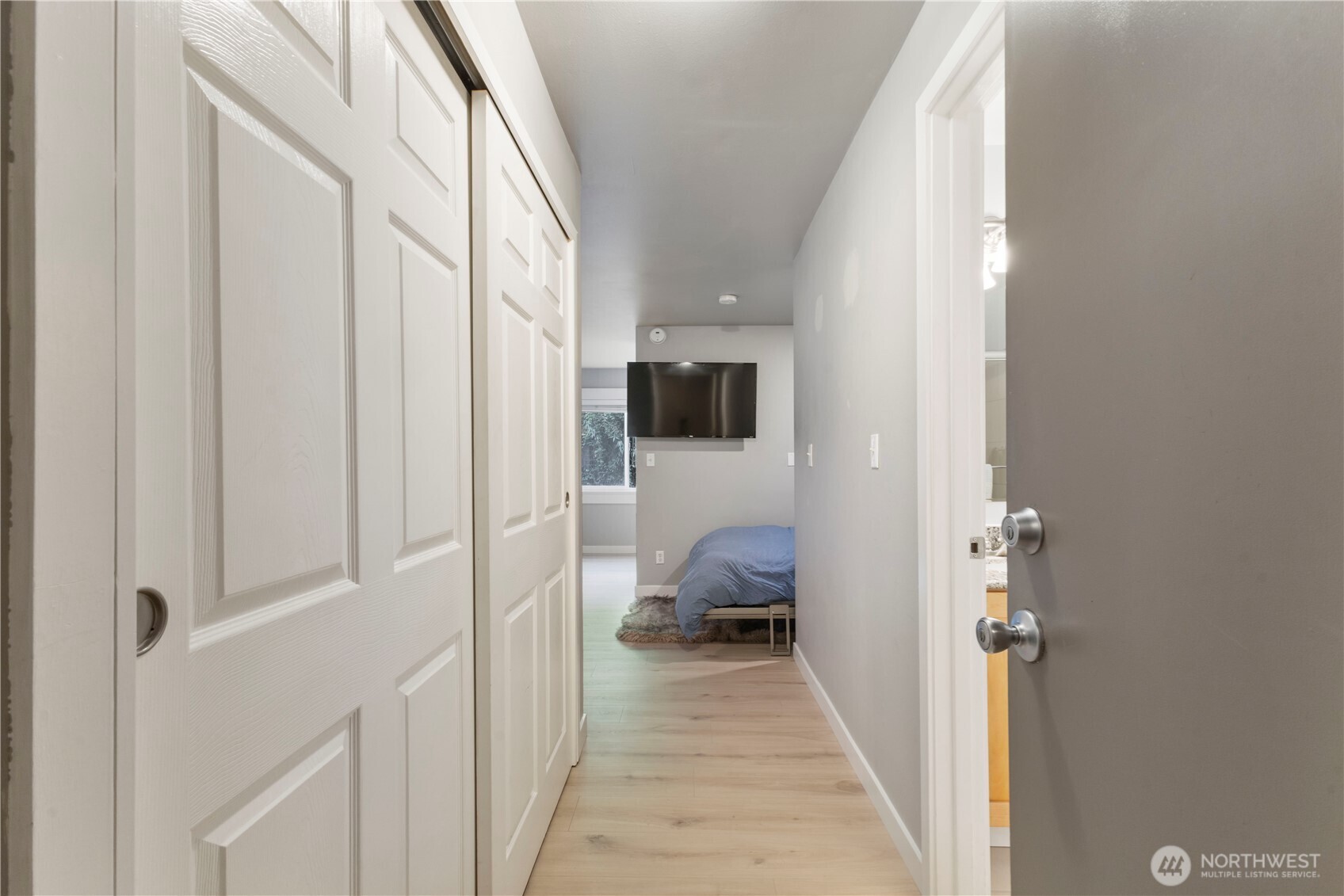 705 E Republican Street #207, Seattle, WA 98102, photo 4 of 26